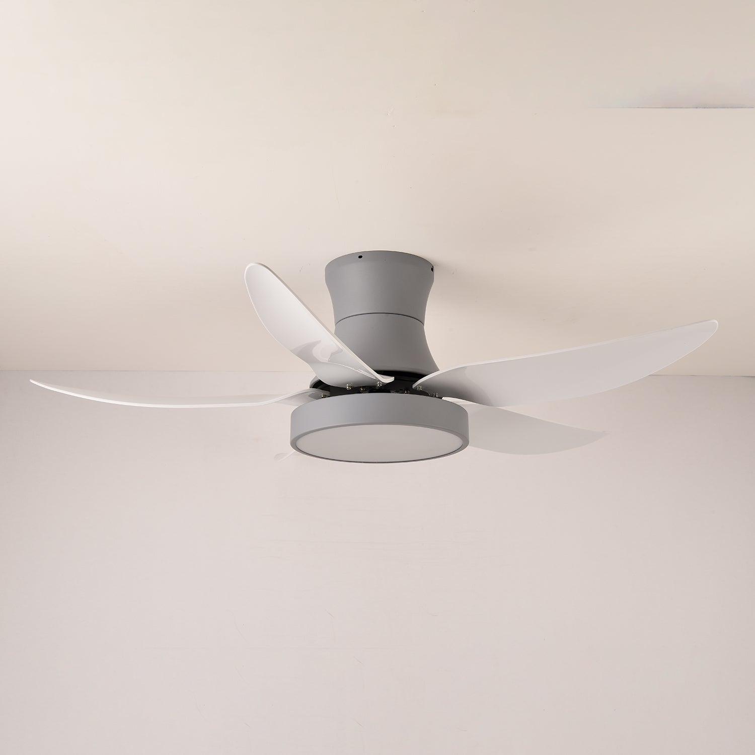 Jada Modern Black Ceiling Fan Light