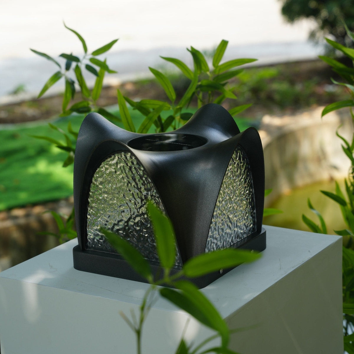 Soroira Modern Solar Outdoor Light