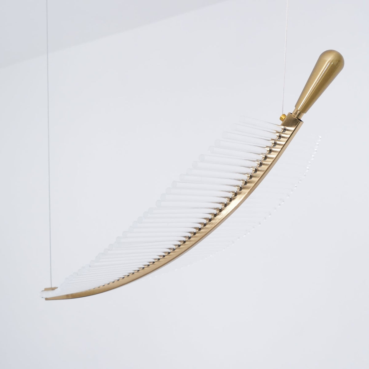 Kuo Chandelier Leaf Acrylic Gold Elegant Modern