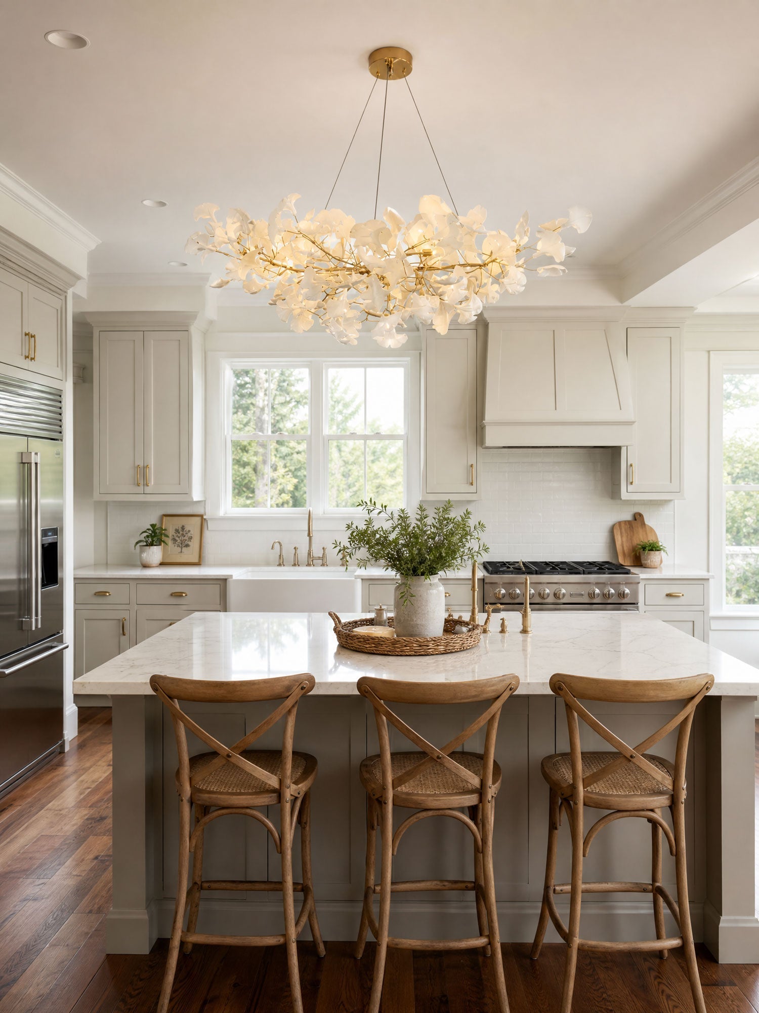 Fioraford Bloom Gingko Chandelier