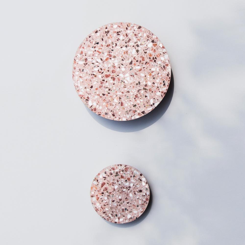 Vomaria Modern Minimalist Ceramic Wall Lamp
