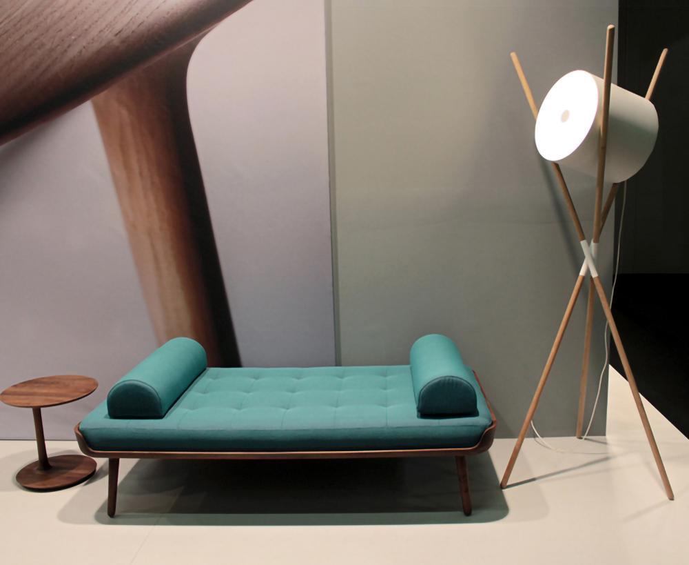Daphane Modern Table Lamp