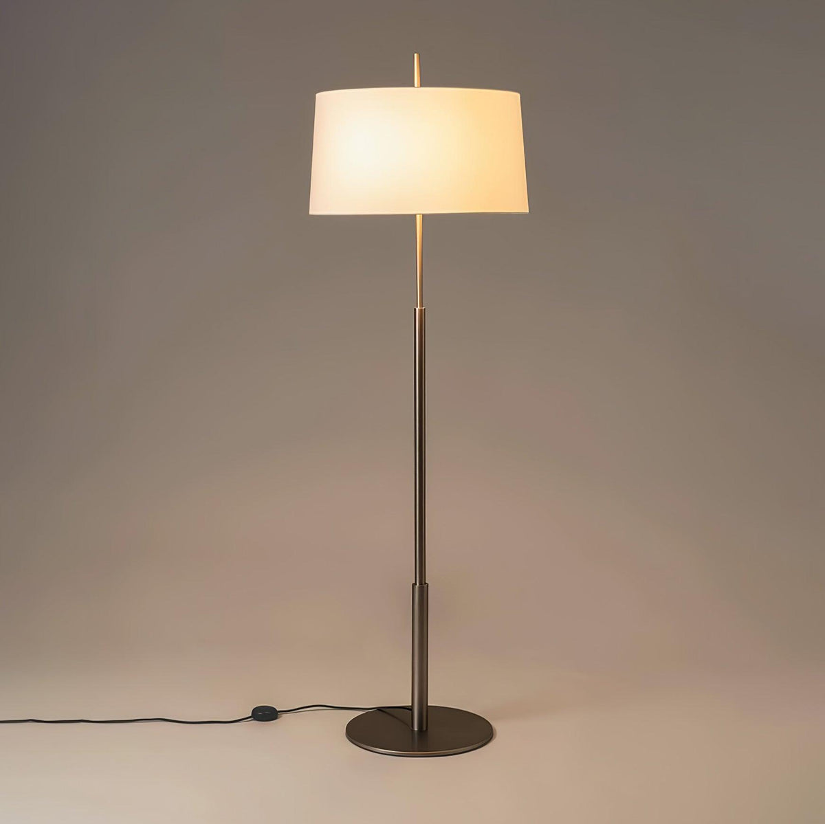 Brooks Minimalist Floor Lamp