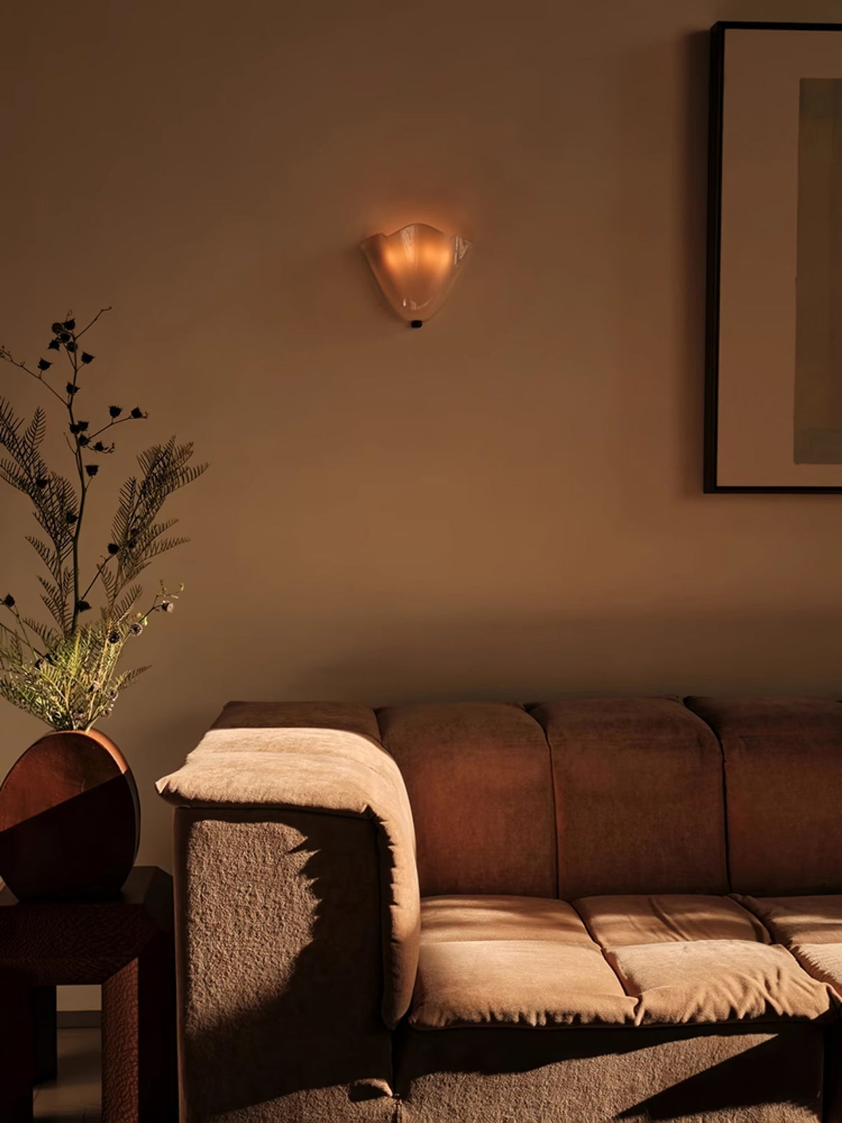Remy Wall Lamp Soft Curves