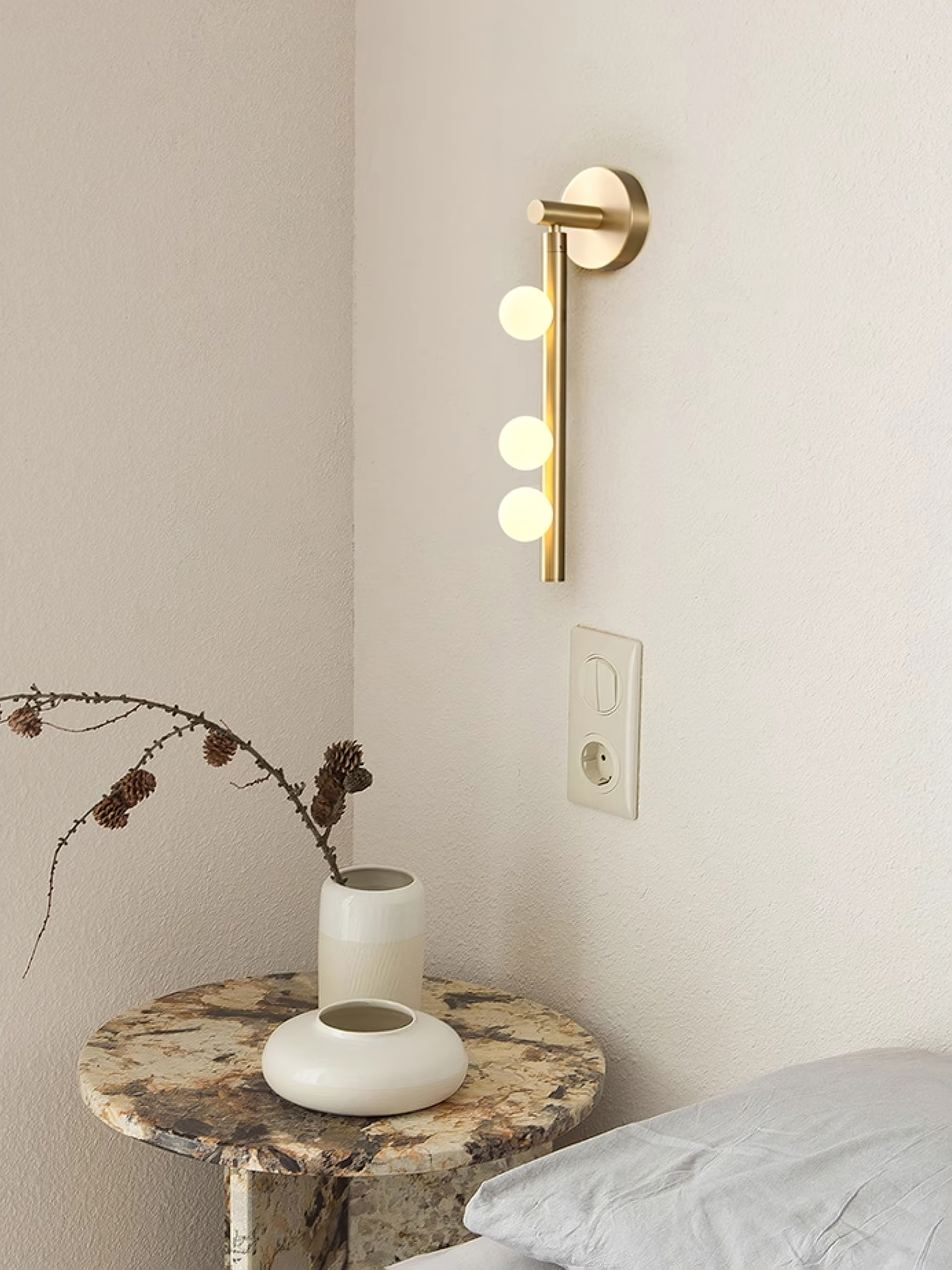 Pamela Tube Plug-in Brass Glass Wall Lamp