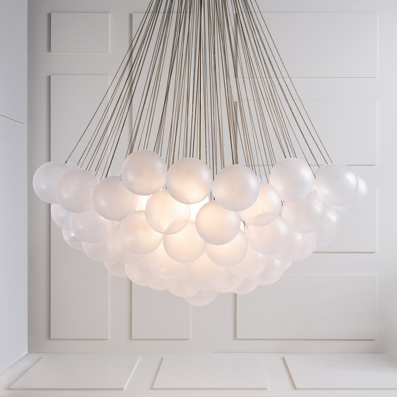 Eiririra Chandelier Bubble Frosted Glass