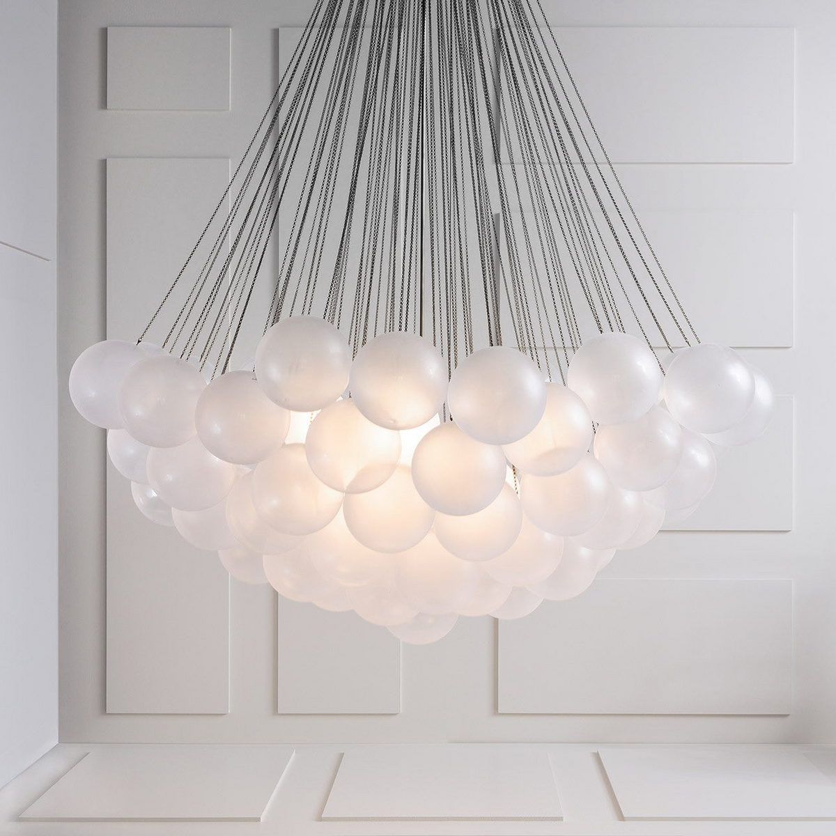 Eiririra Chandelier Bubble Frosted Glass