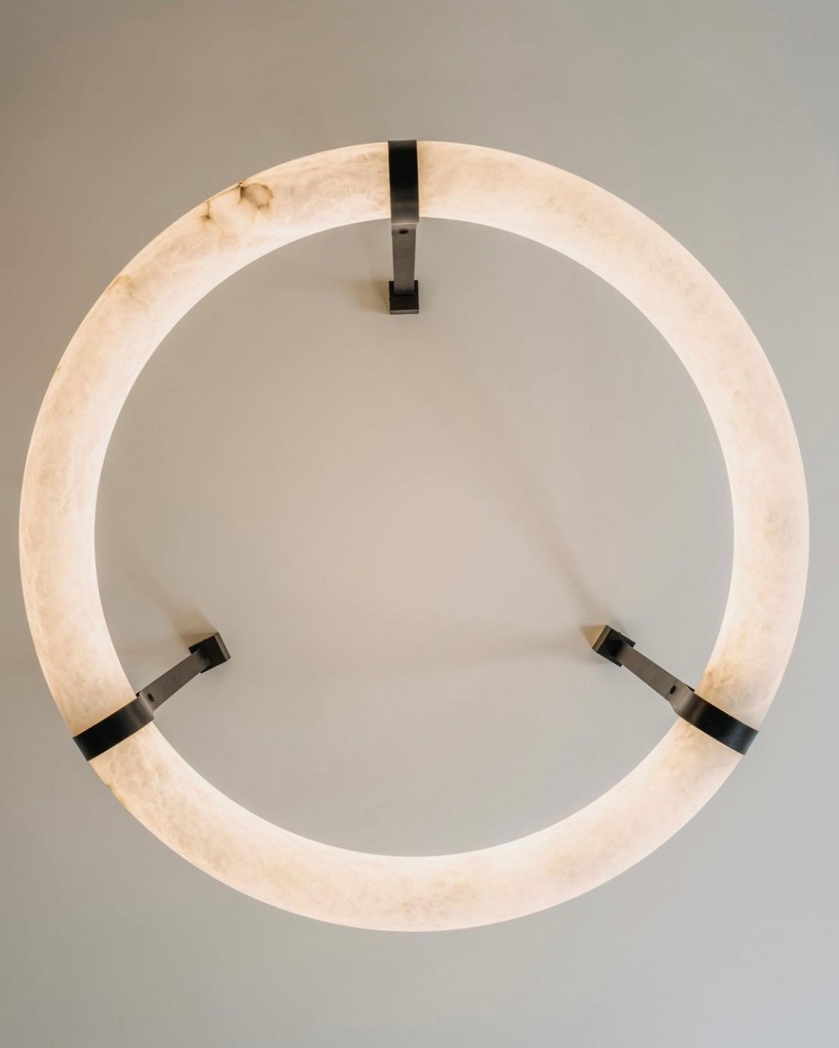Lixor Alabaster Chandeliers  Ring Leather Strap  Version A