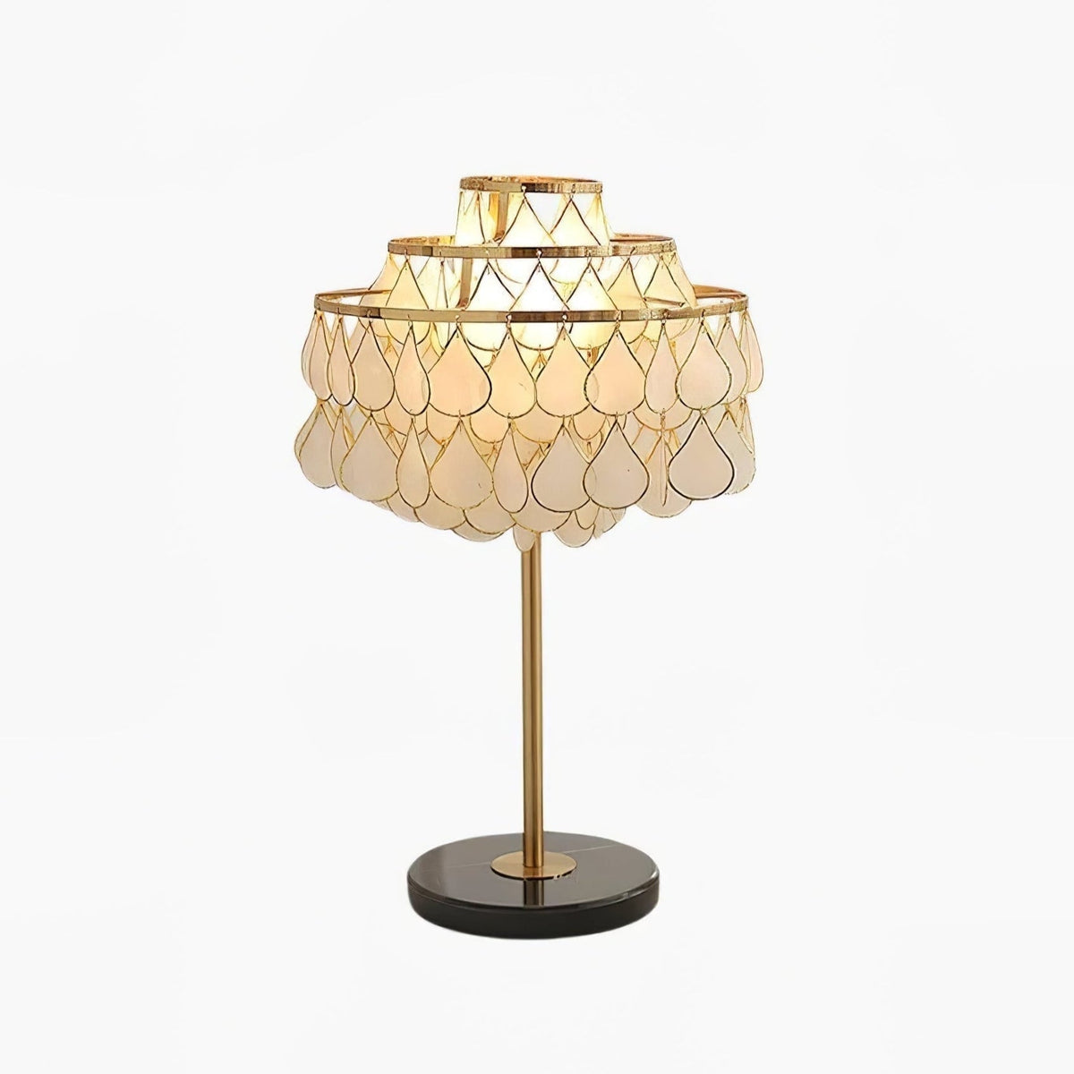 Jacob Luxury  Teardrops  Shell Table Lamp