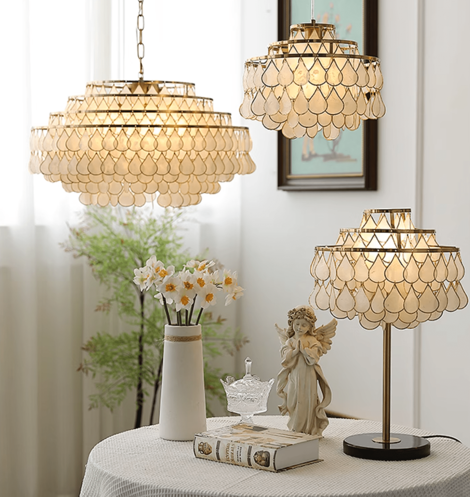 Jacob Luxury  Teardrops  Shell Table Lamp