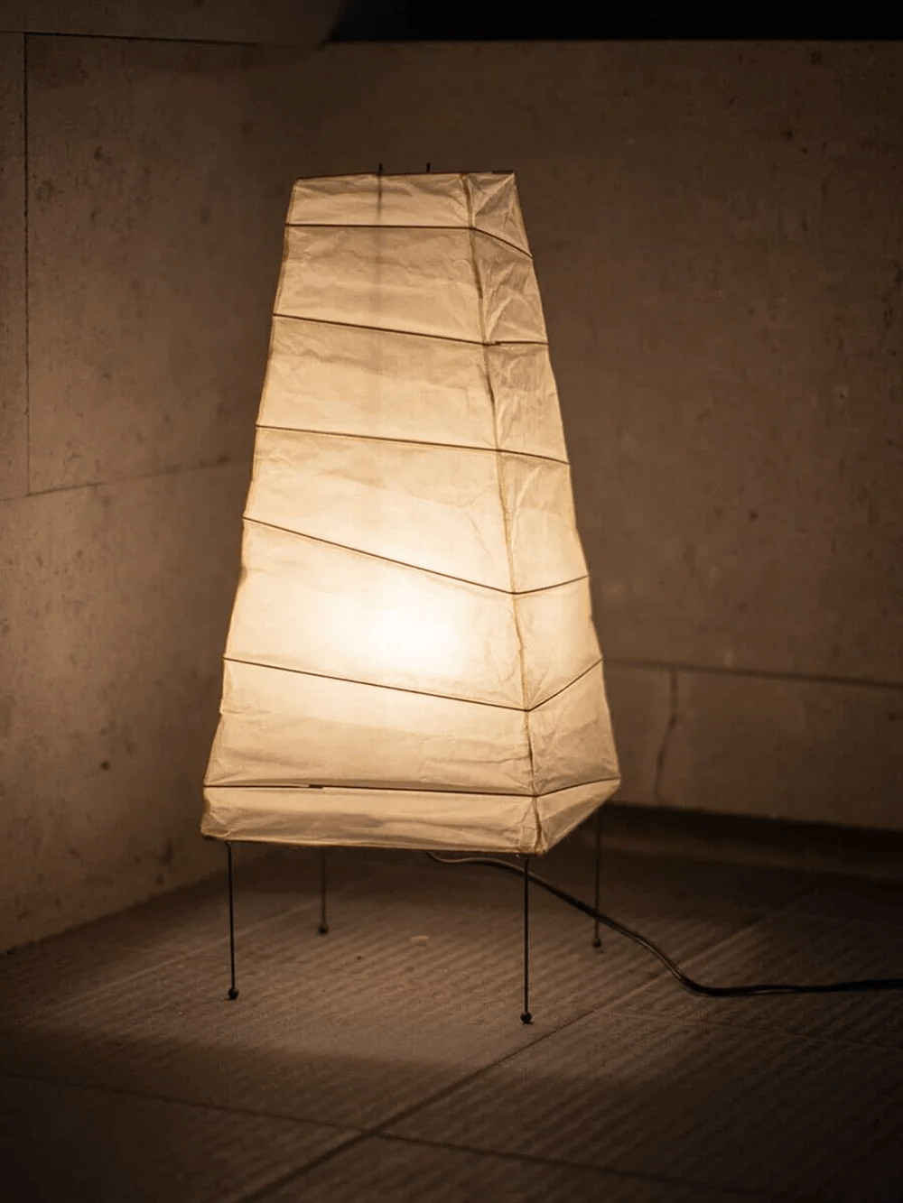 Piaaraya Minimalist Paper Table Lamp