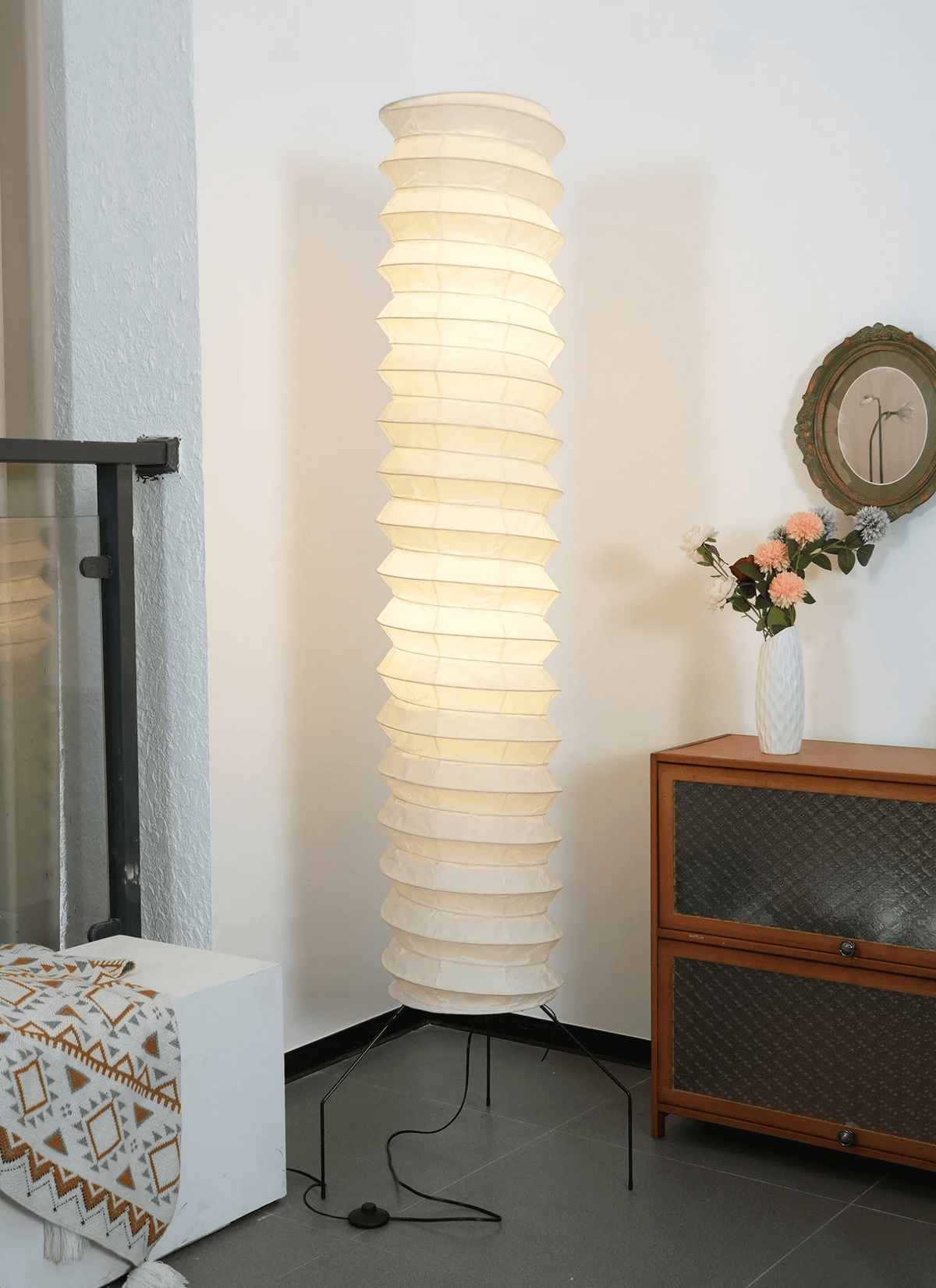 Soraine Minimalist Rice Paper Floor Lamp