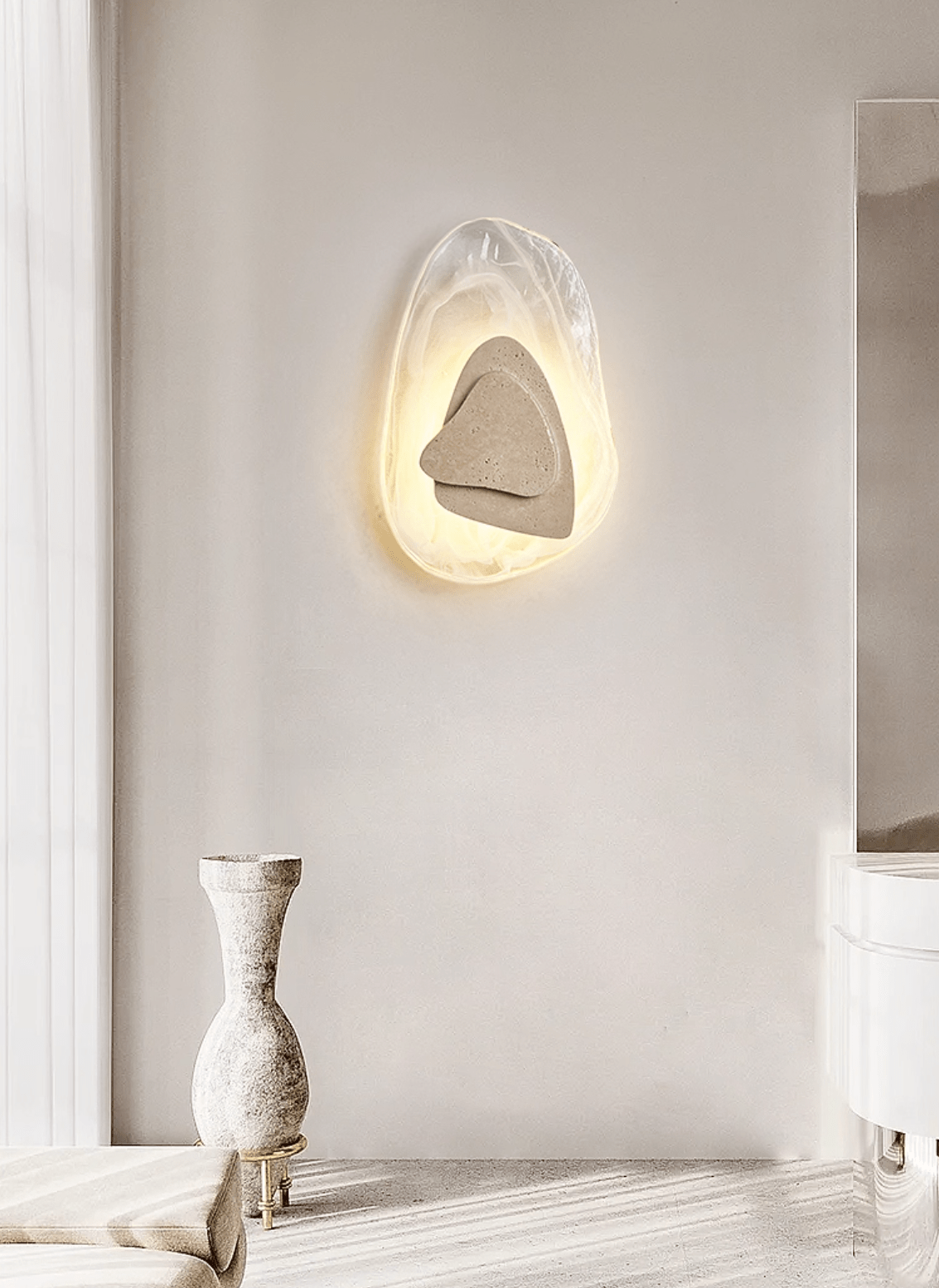 Noriselia Sconce