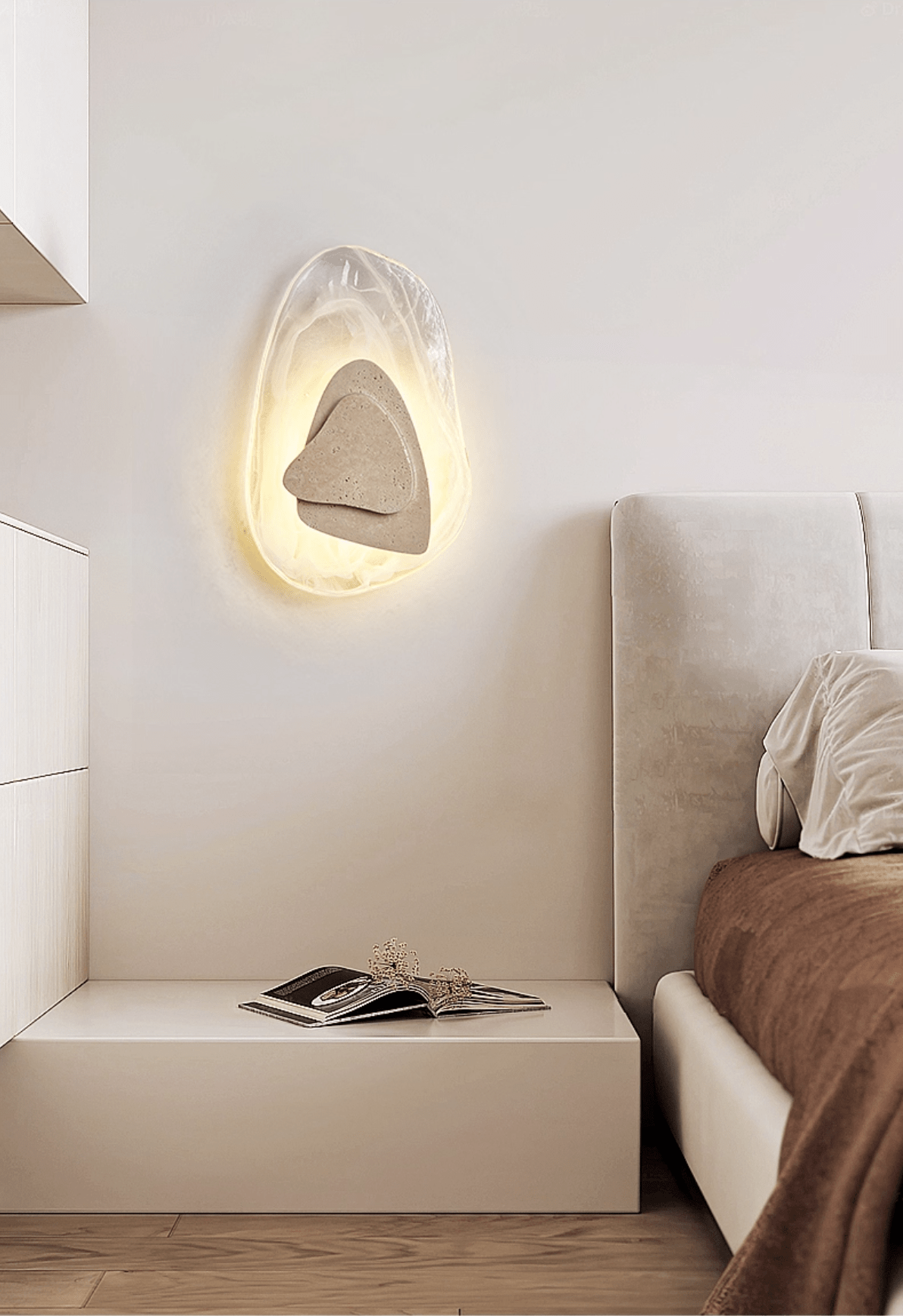 Noriselia Sconce