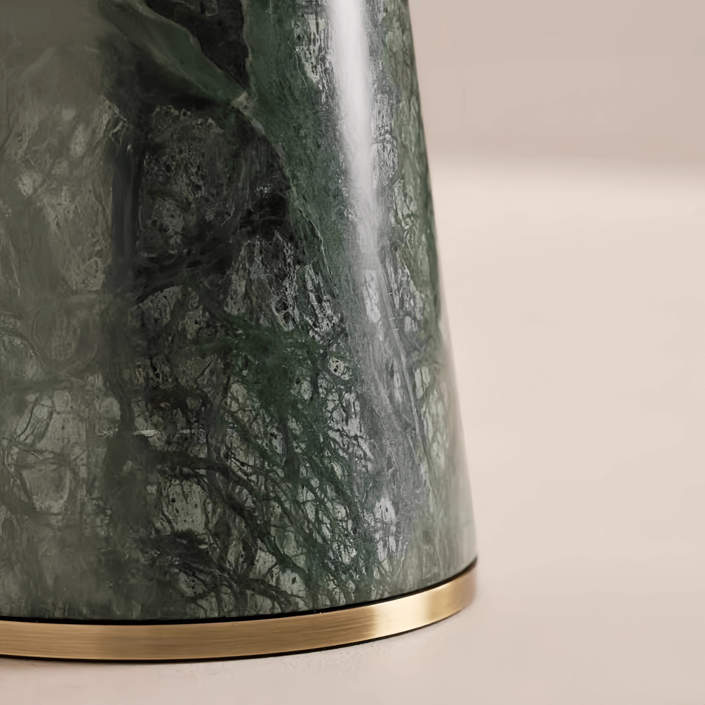 Miraraine Dome Table Lamp