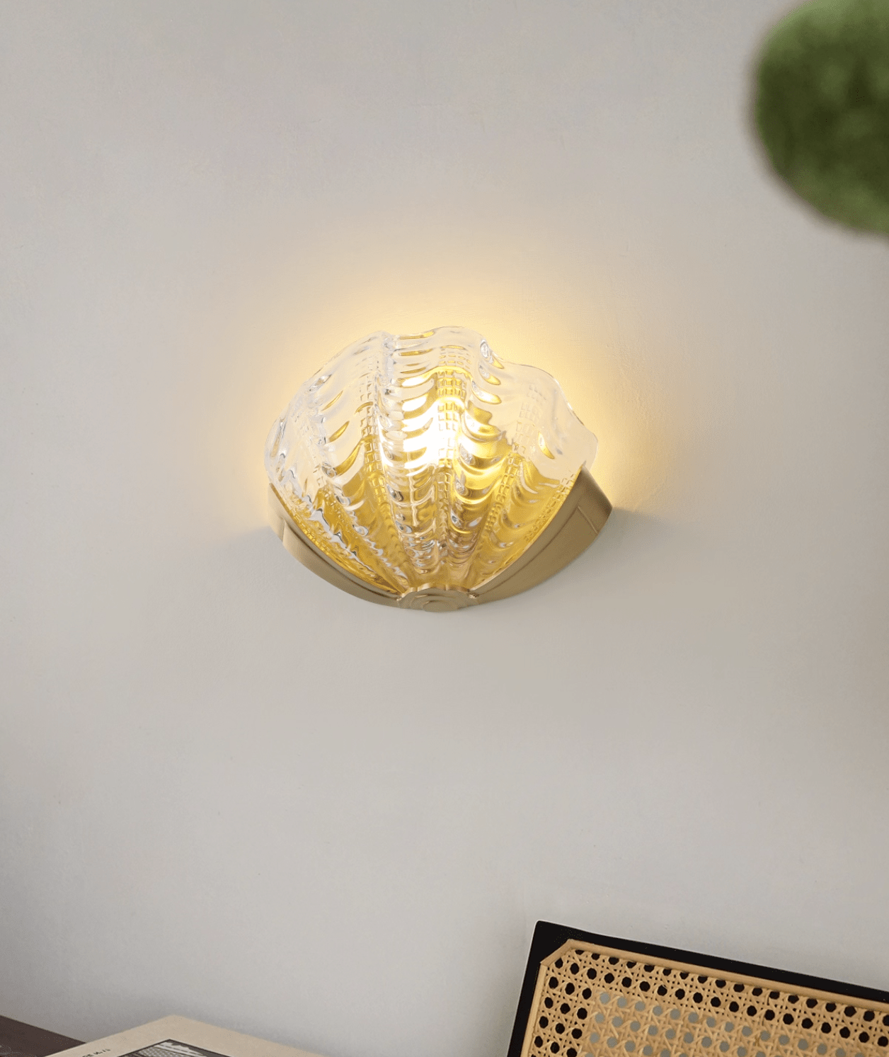 Nico Art Deco Glass Scallop Wall Light