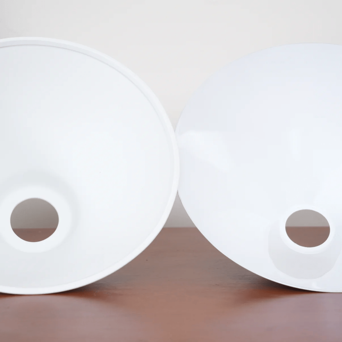 Zaya Minimalist Metal Wall Lamp