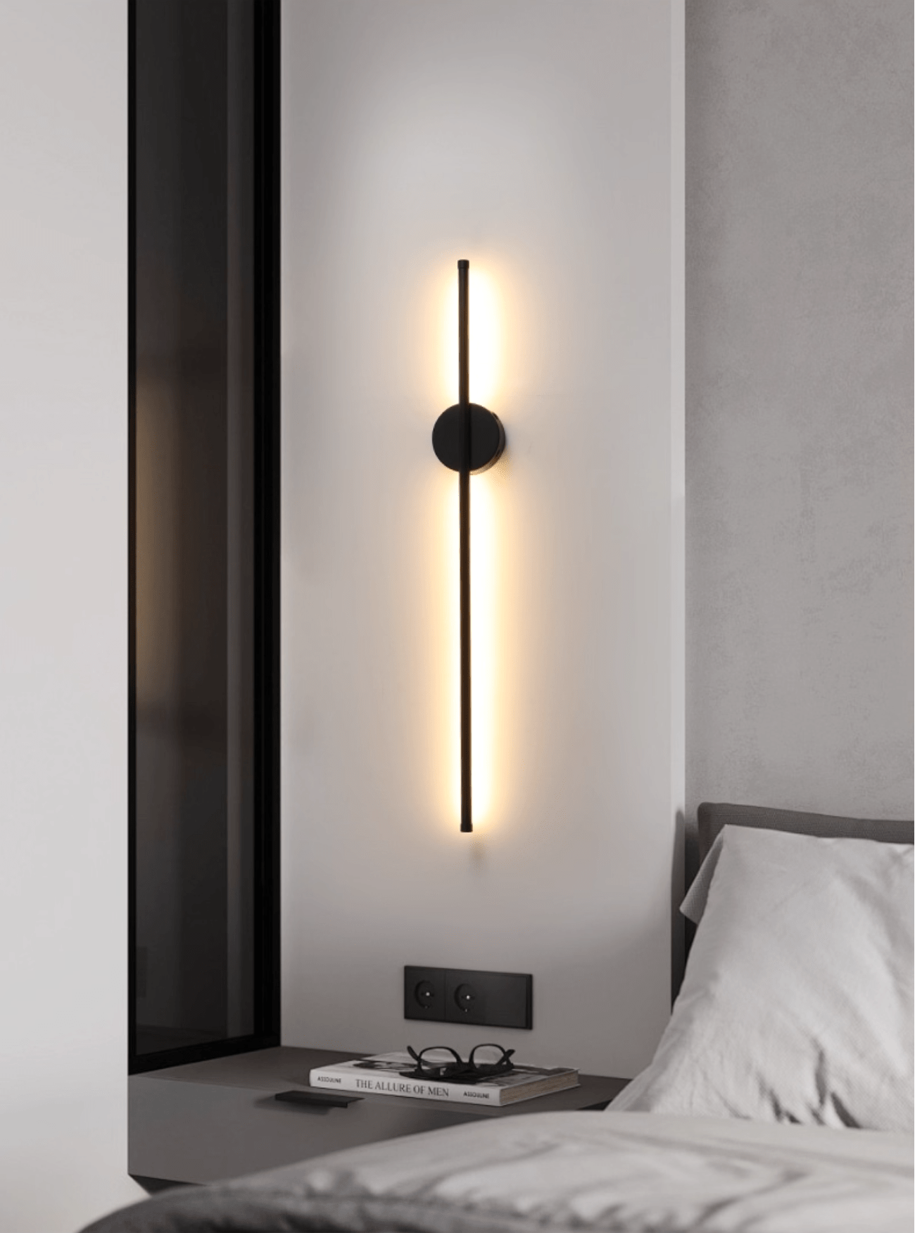 Fral Black Sleek Cordless Rechargeable Wall Lamp