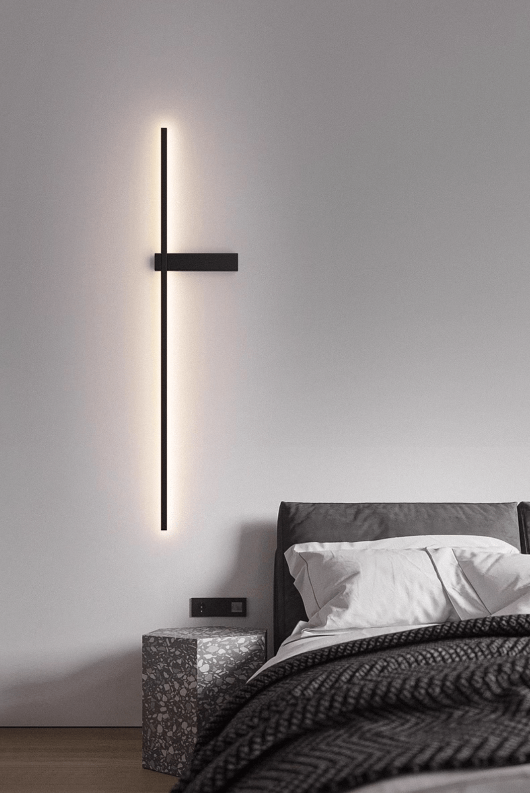 Mesv Linear Rechargeable Black Wall Lamp