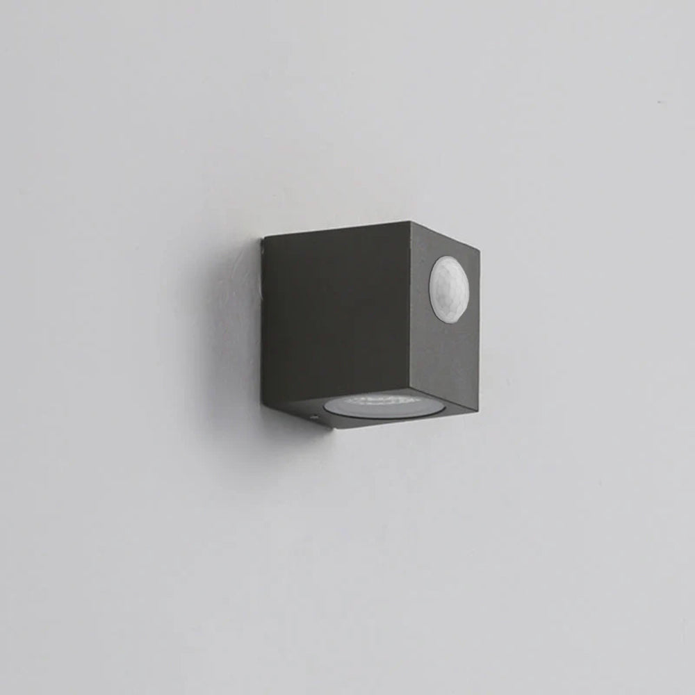 Ray Minimalist Square Outdoor Wall Lamp - Neutral Decor