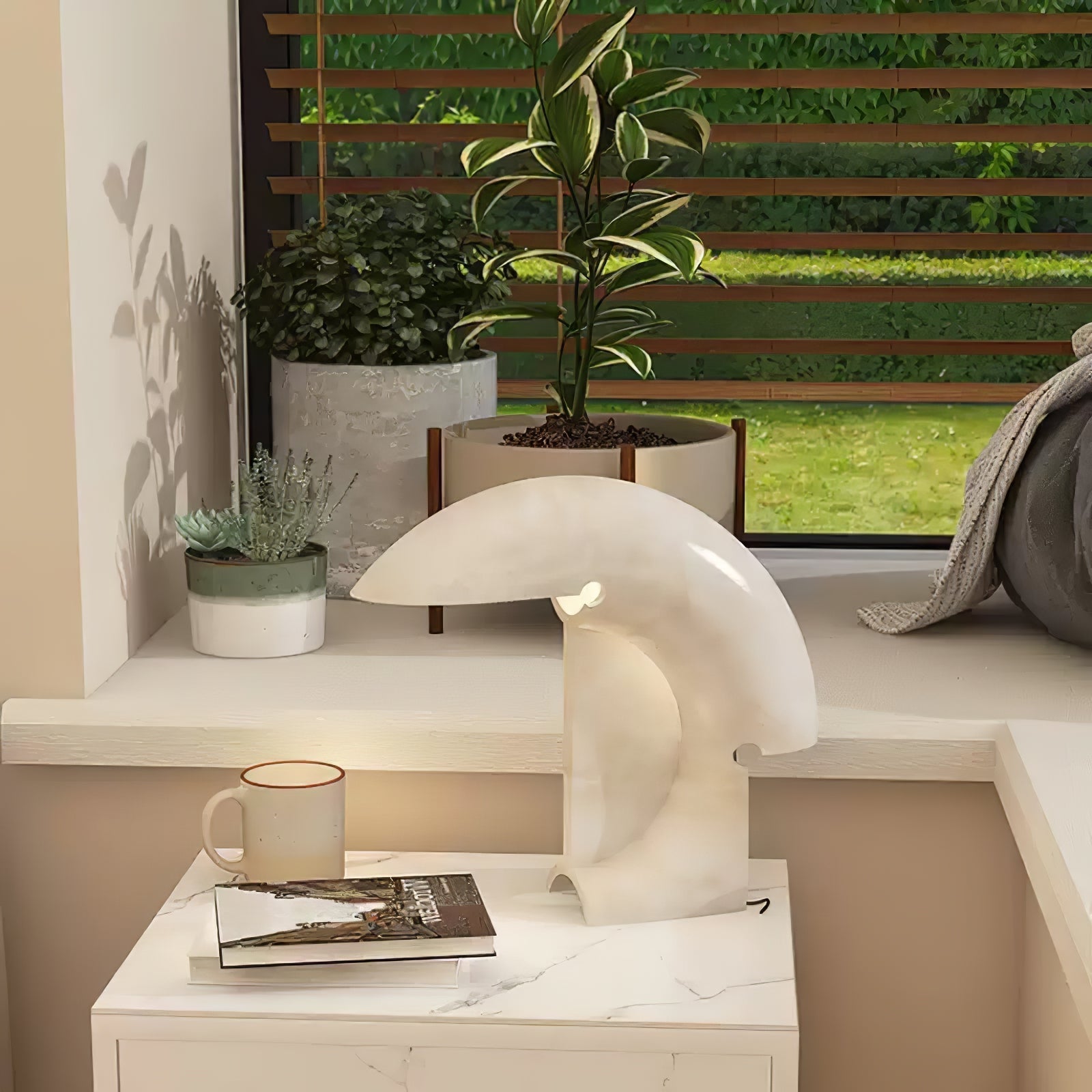 Emmy Modern Marble Table Lamp