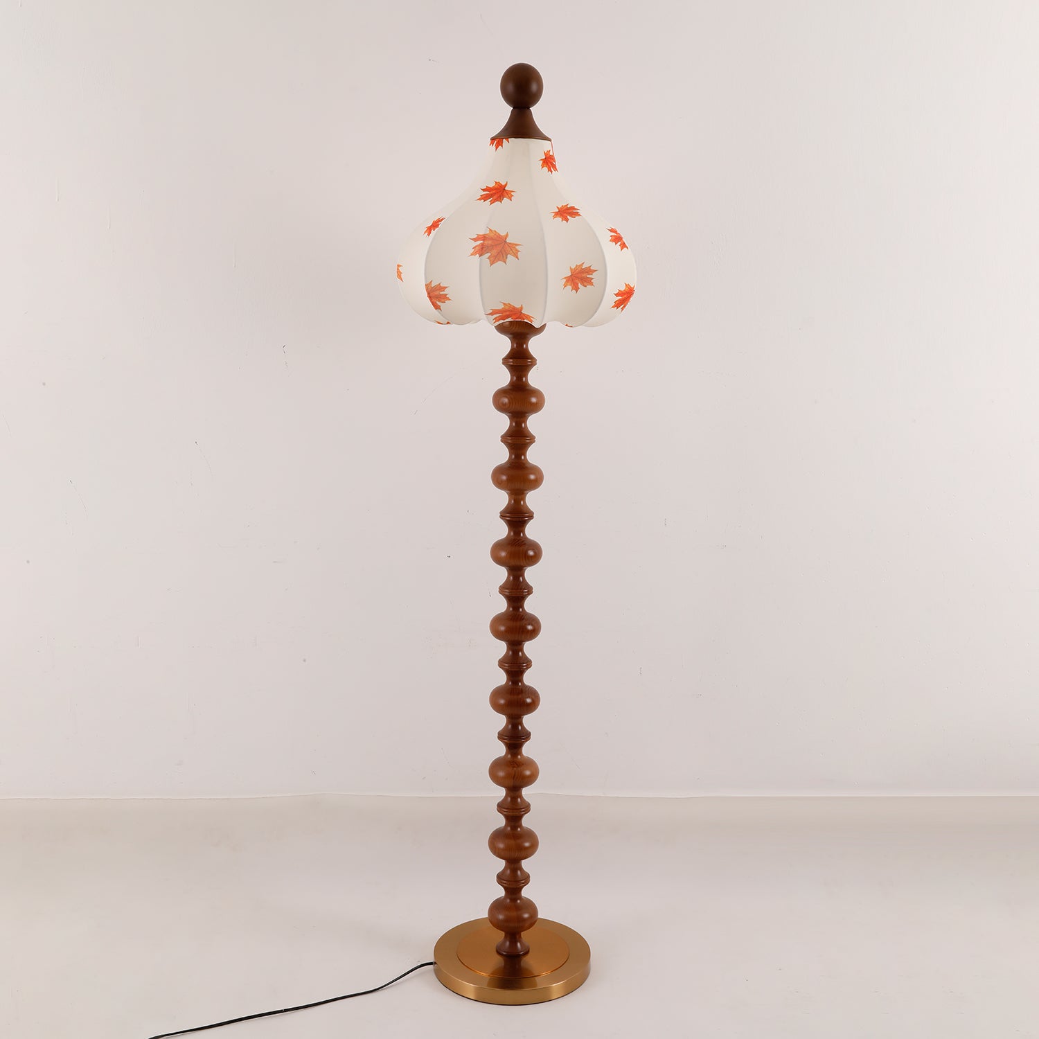 Qrathen Wood Fabric Retro Floor Lamp