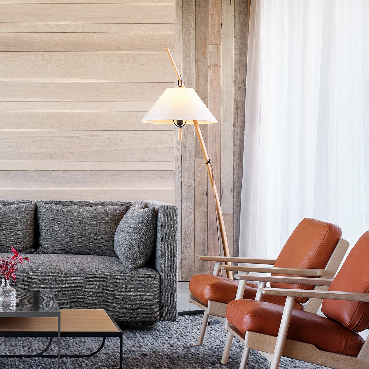 Irigen Arc Floor Lamp