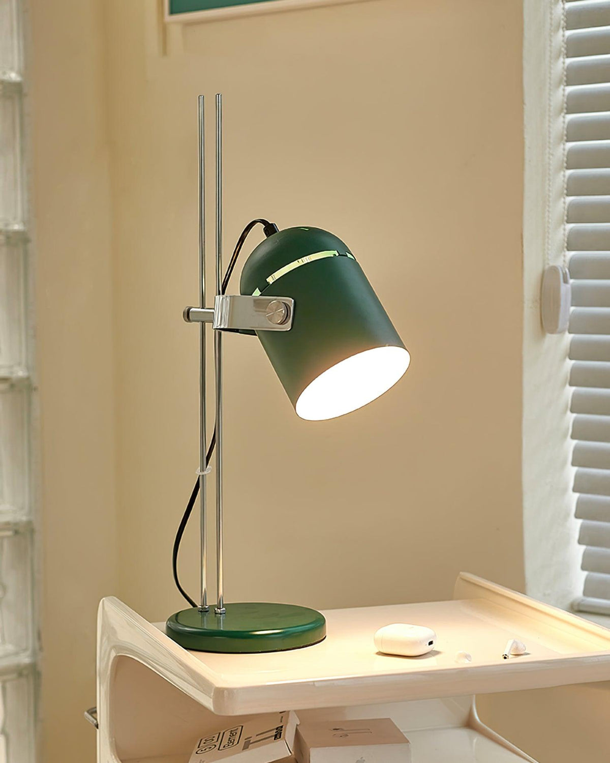 Kerion Industrial Retro Table Lamp