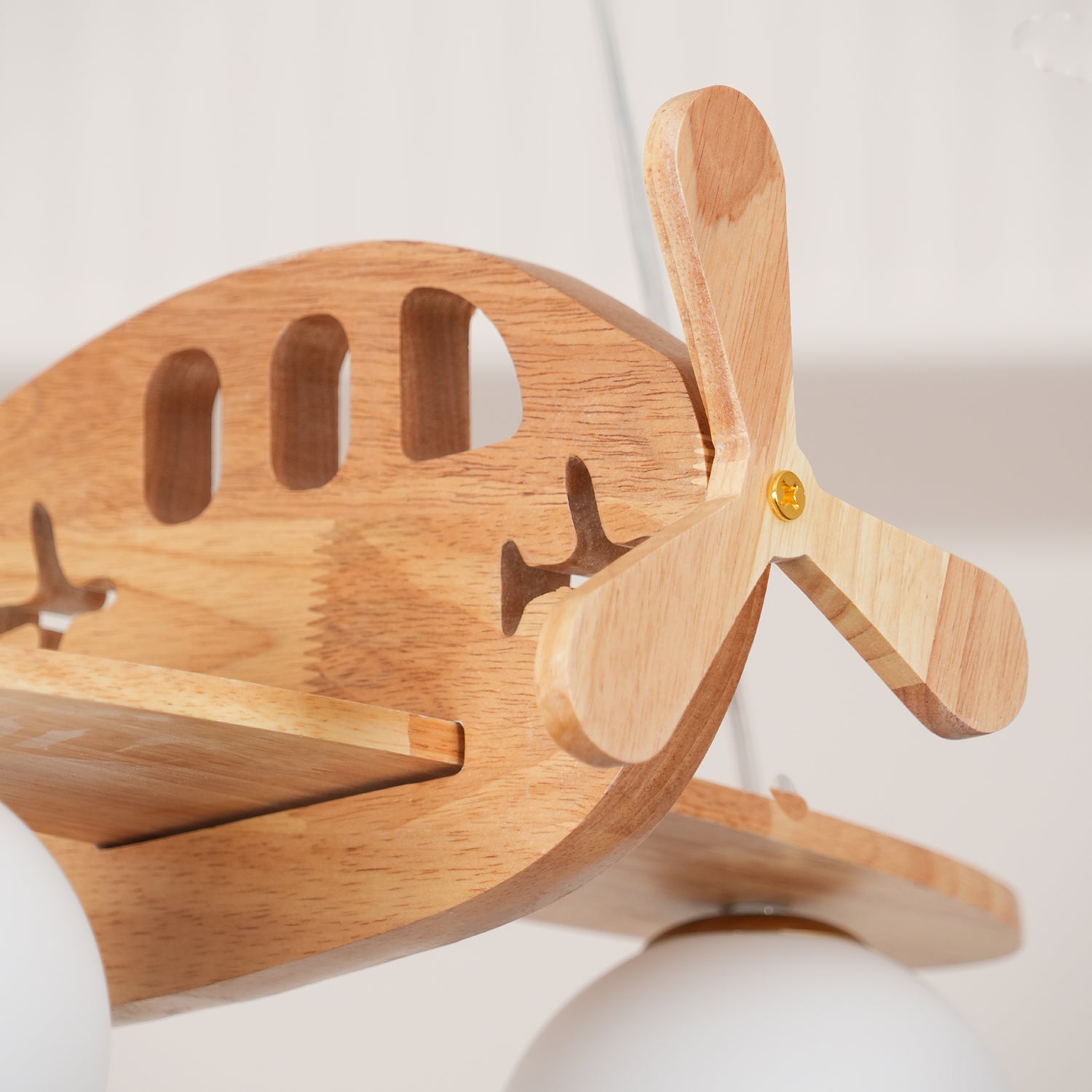 Aldenine Wood Artistic Pendant Lamp