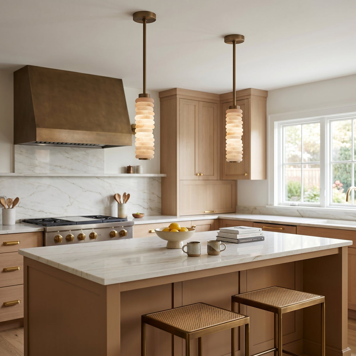 Eirisiella Alabaster Pendant Lamp