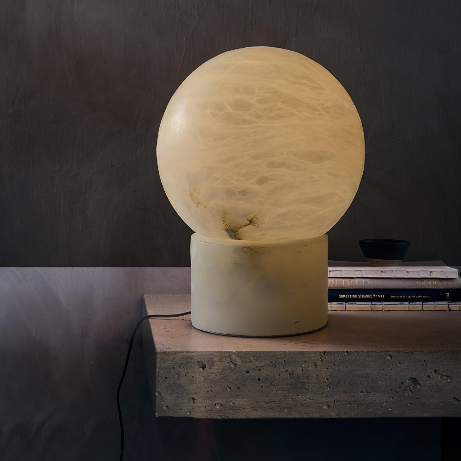 Albiniella Modern Alabaster Table Lamp