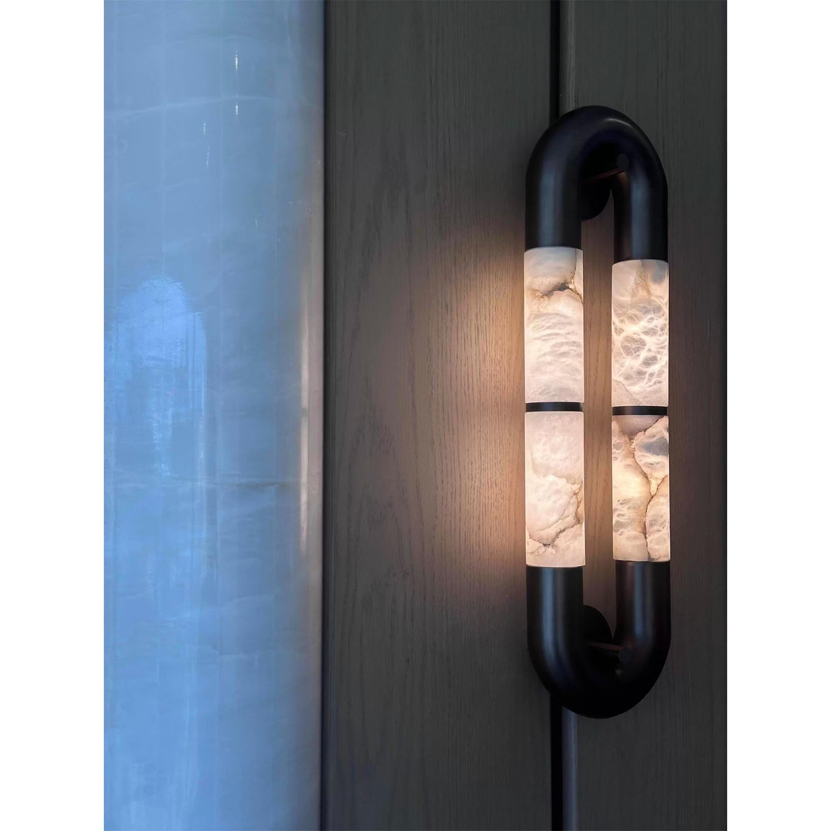 Velivelia Wall Sconce