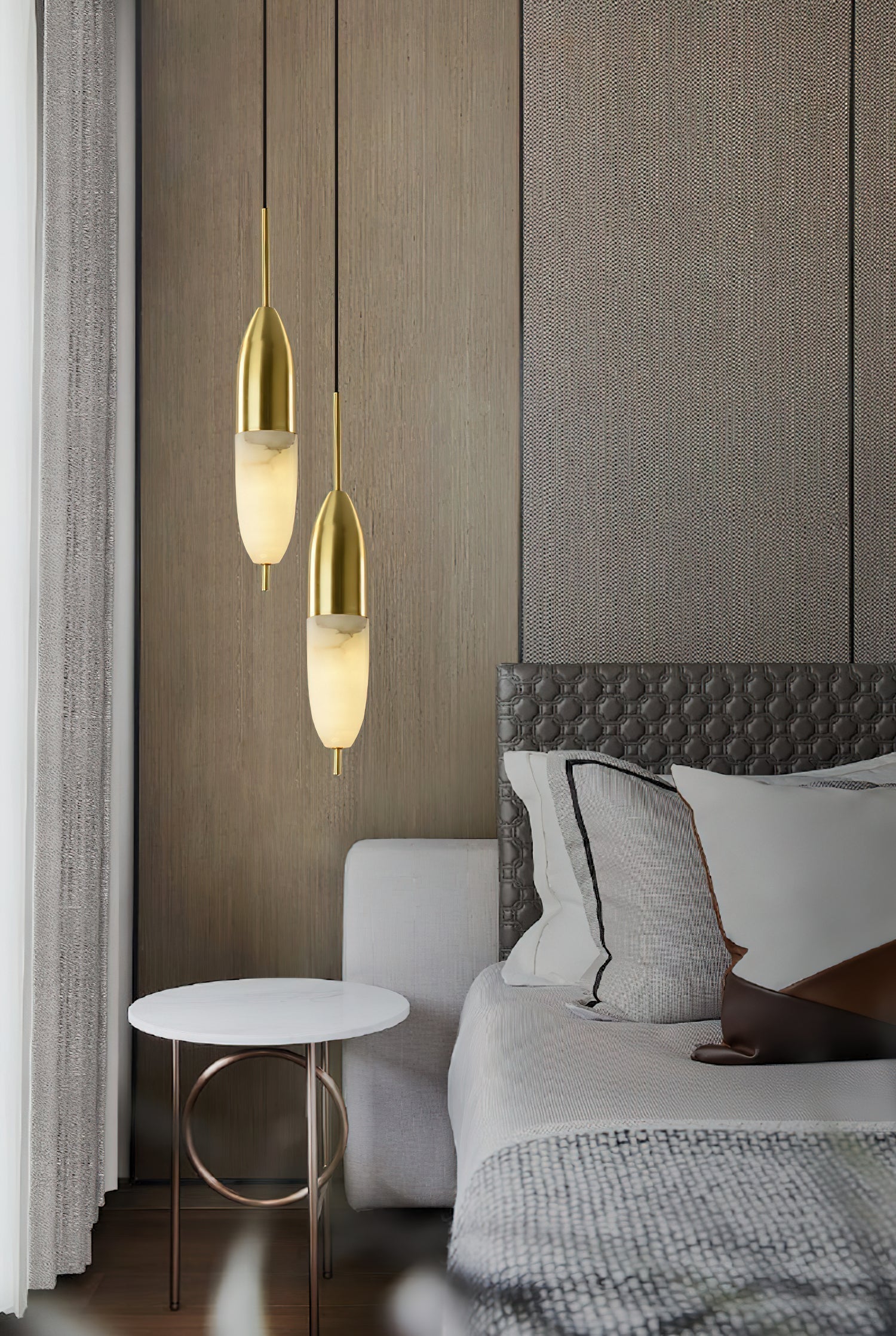 Himinuvye Alabaster Minimalist Bolus Brass Pendant Light