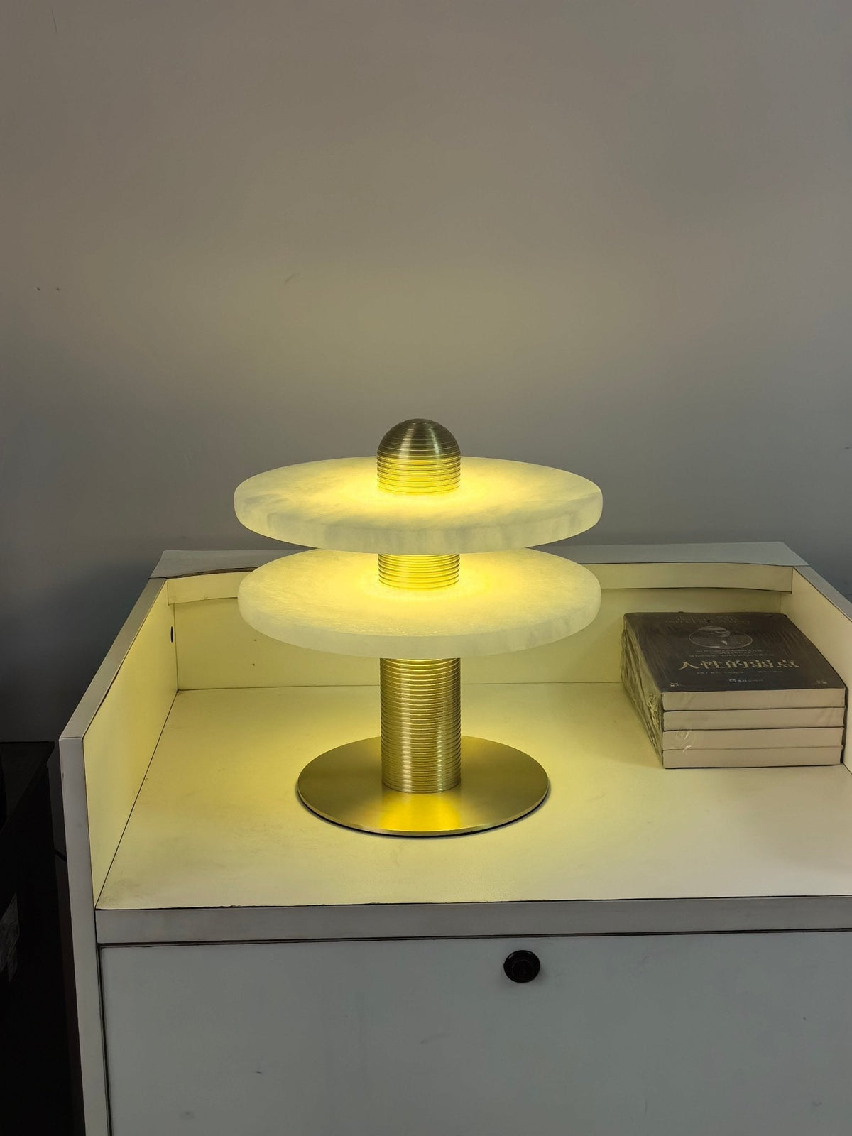 Nerio Modern Alabaster Table Lamp