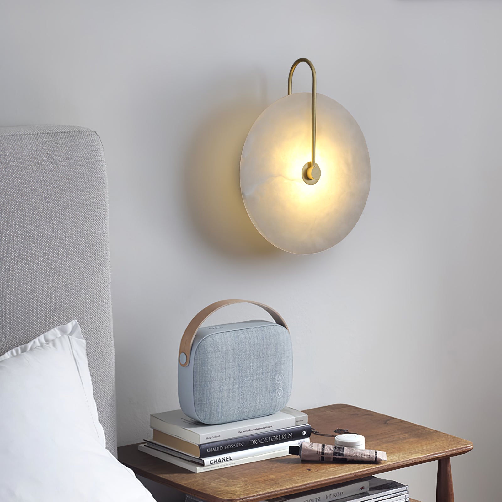 Albeenne Alabaster Globe Wall Lamp