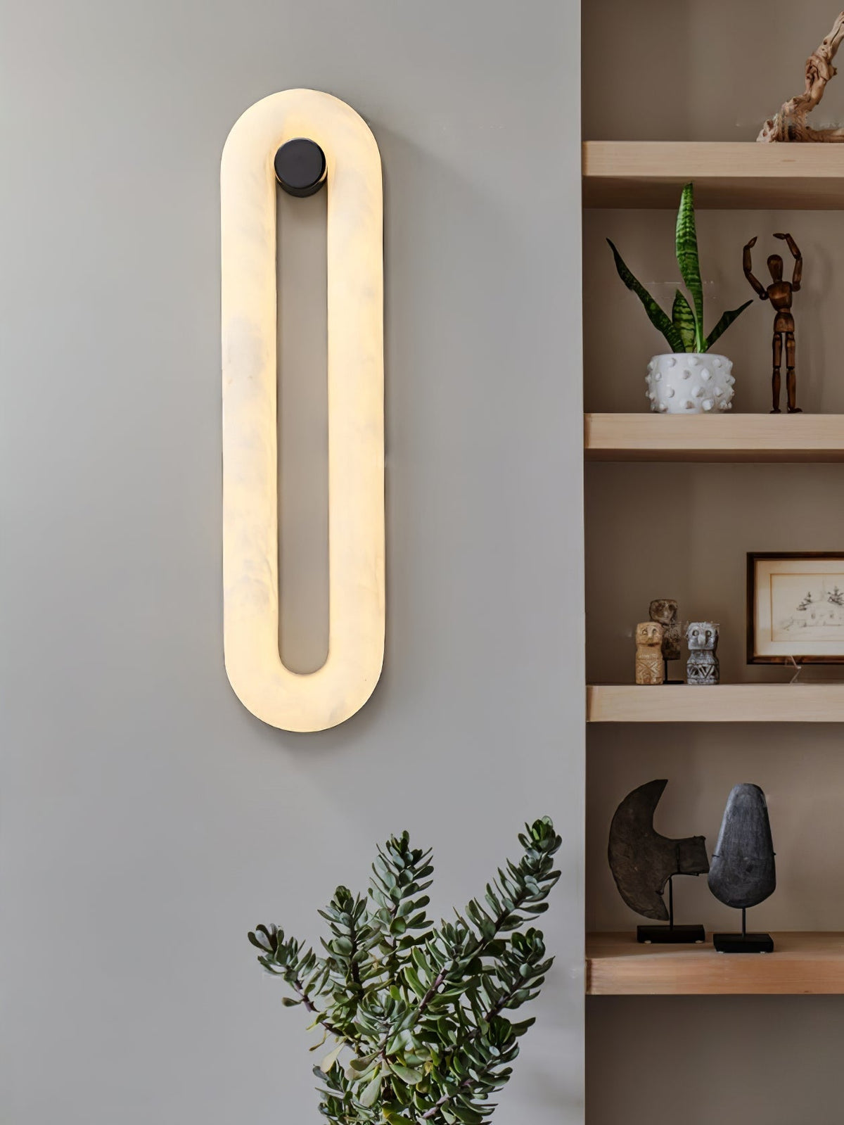 Nivaniella Modern Alabaster Wall Light