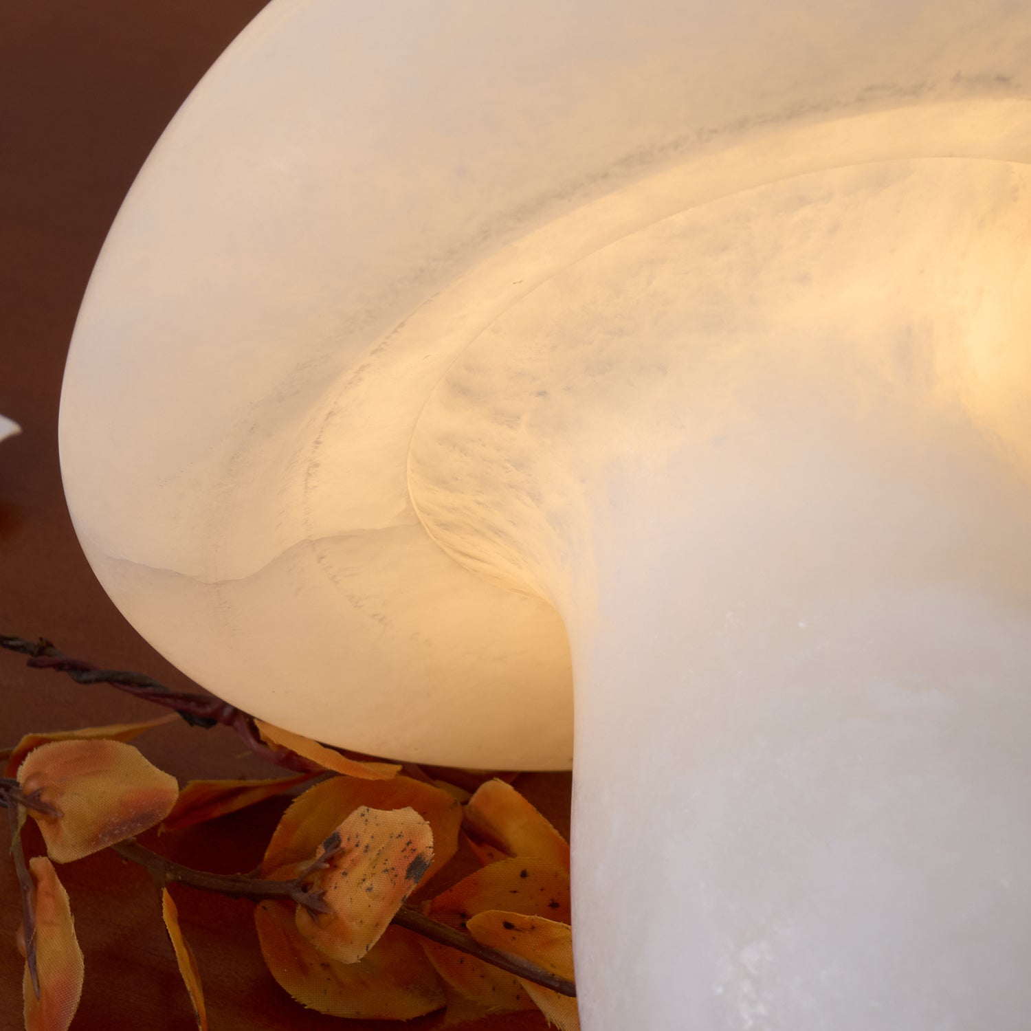 Eirarena Alabaster Table Lamp