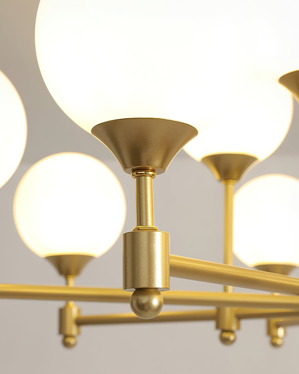 Celireon Elegant Glass Chandelier