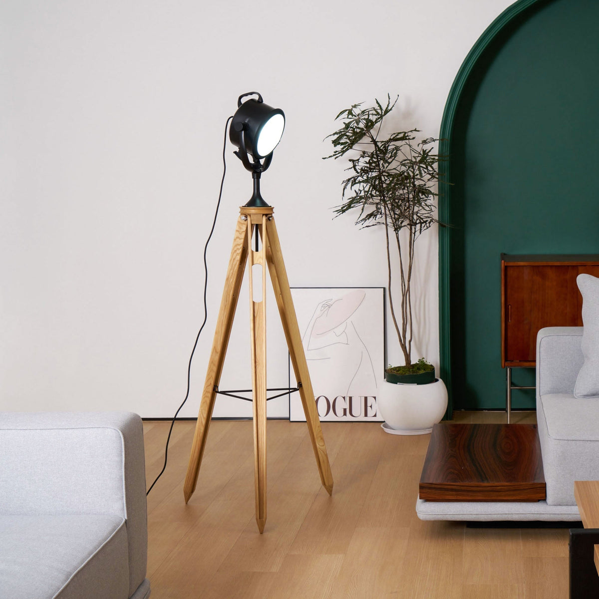 Calielia Floor Lamp