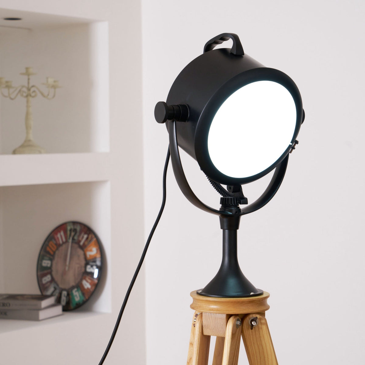 Calielia Floor Lamp