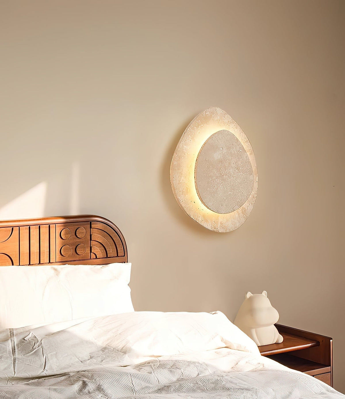 Yrvuvyn Individual Creativity Travertine Wall Lamp