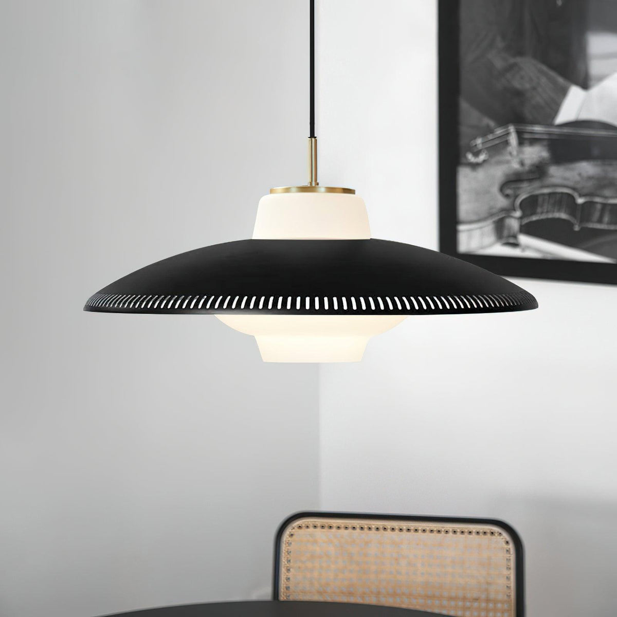 Rocan Classic Minimalistic Pendant Lamp