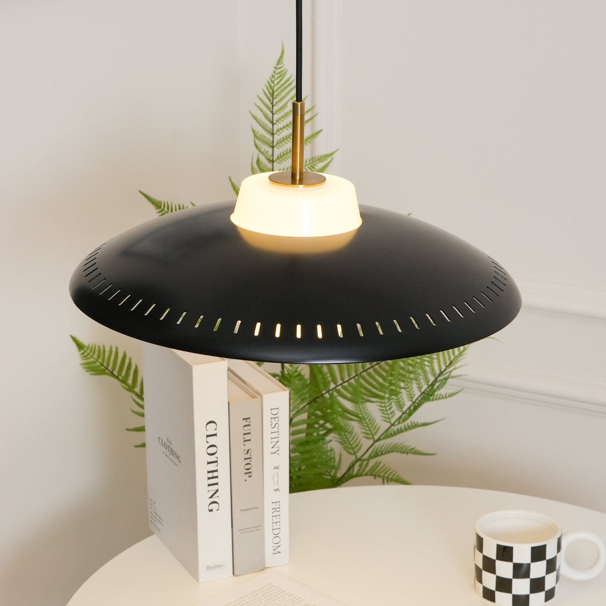 Rocan Classic Minimalistic Pendant Lamp