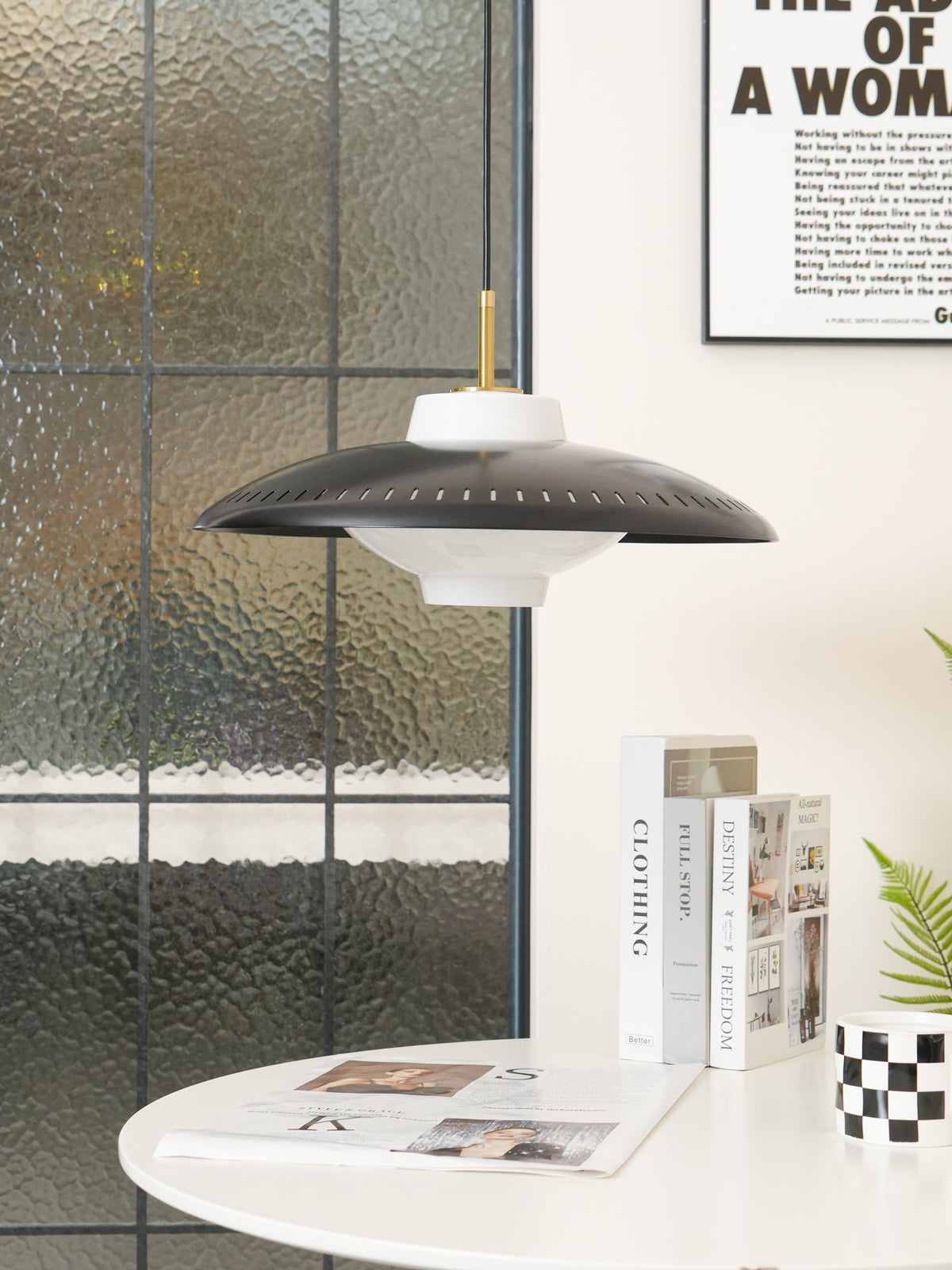 Rocan Classic Minimalistic Pendant Lamp