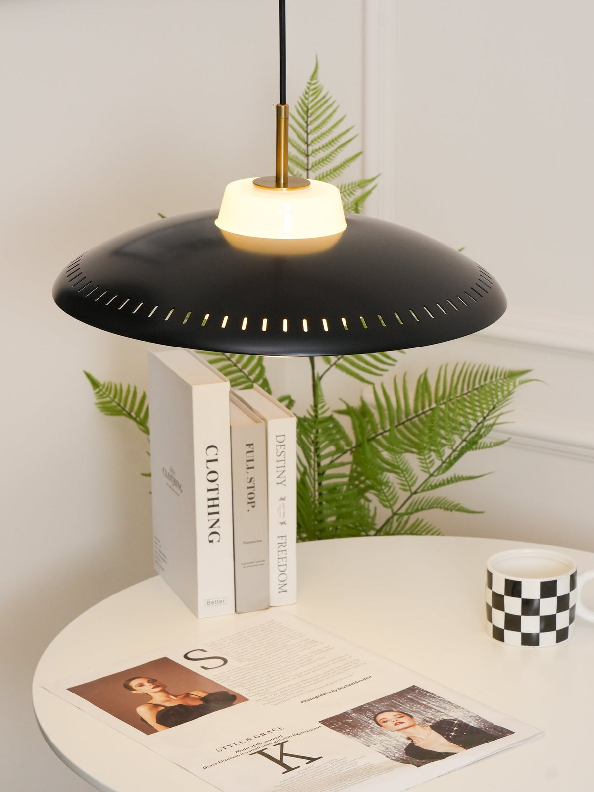 Rocan Classic Minimalistic Pendant Lamp