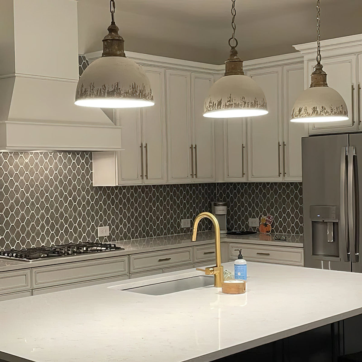 Xenuvyi Individual Creativity Metal Pendant Light