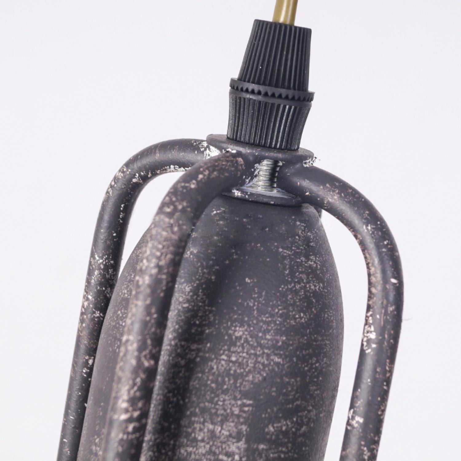 Yrvuvyi Modern Minimalist Industrial Metal Pendant Light