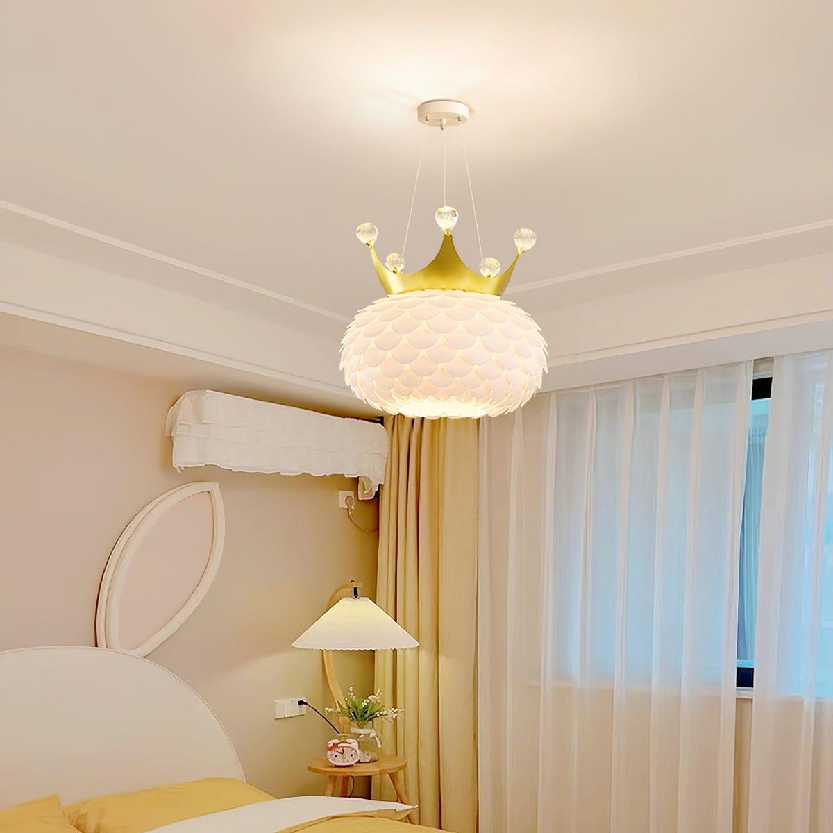 Keloz Pendant Lamp Acrylic Scalloped Crown Whimsical