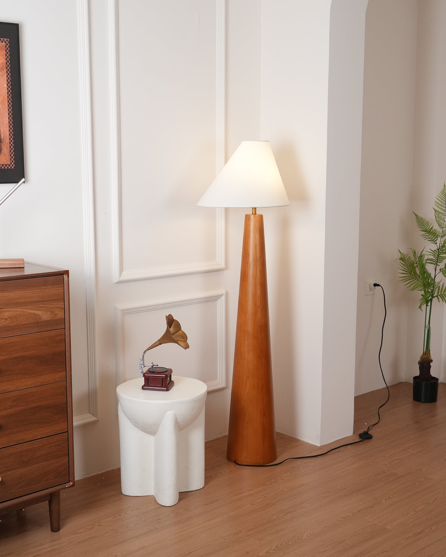 Pinnacle Minimalist Wood Floor Lamp