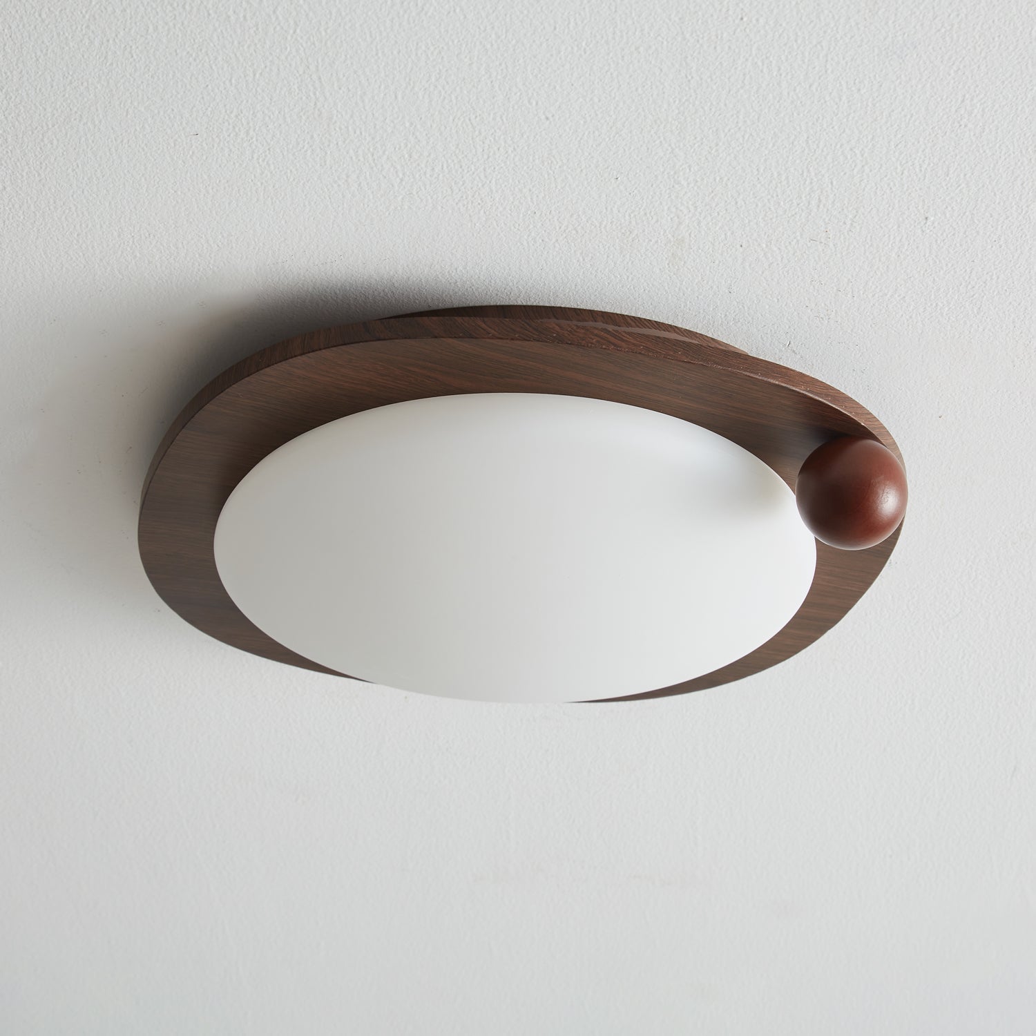 Saglen Premium Nordic Art Ceiling Light
